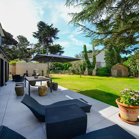 Domaine De La Pointe De Kerhostin Escale Villa